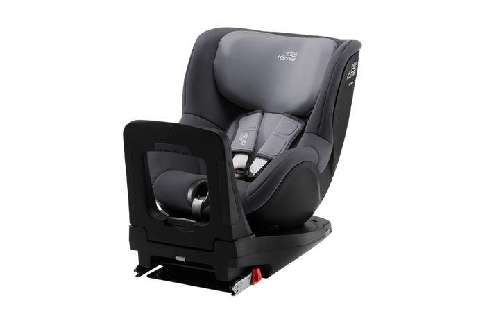 Britax Römer DualFix M i-Size rotating car seat Britax Römer DualFix M i-Size rotating car seat