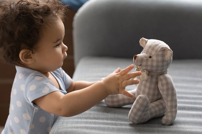 toddler finding teddy