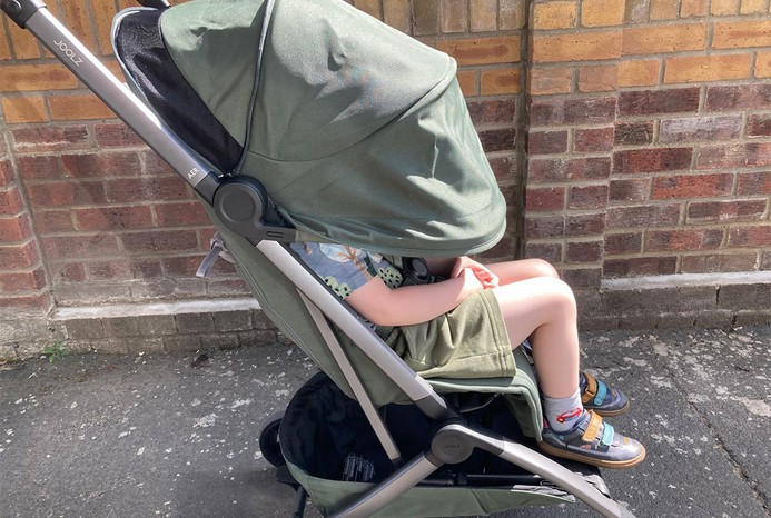 Joolz Aer2 pushchair with hood extended Joolz Aer2 pushchair with hood extended