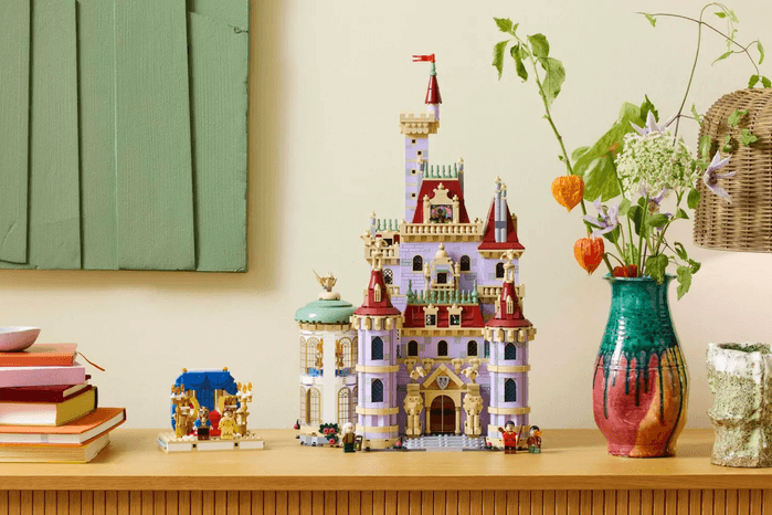 Beauty and the Beast Castle LEGO Beauty and the Beast Castle