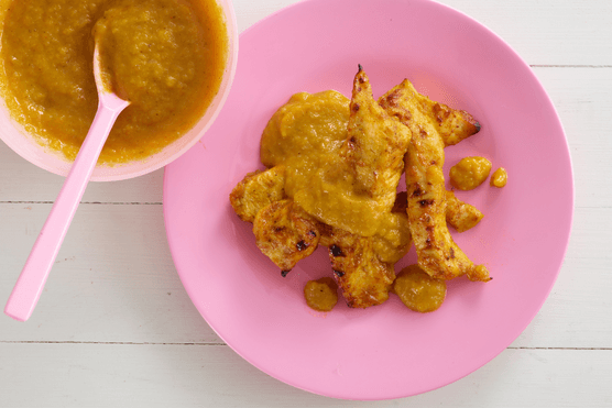chicken curry strips with curry sauce